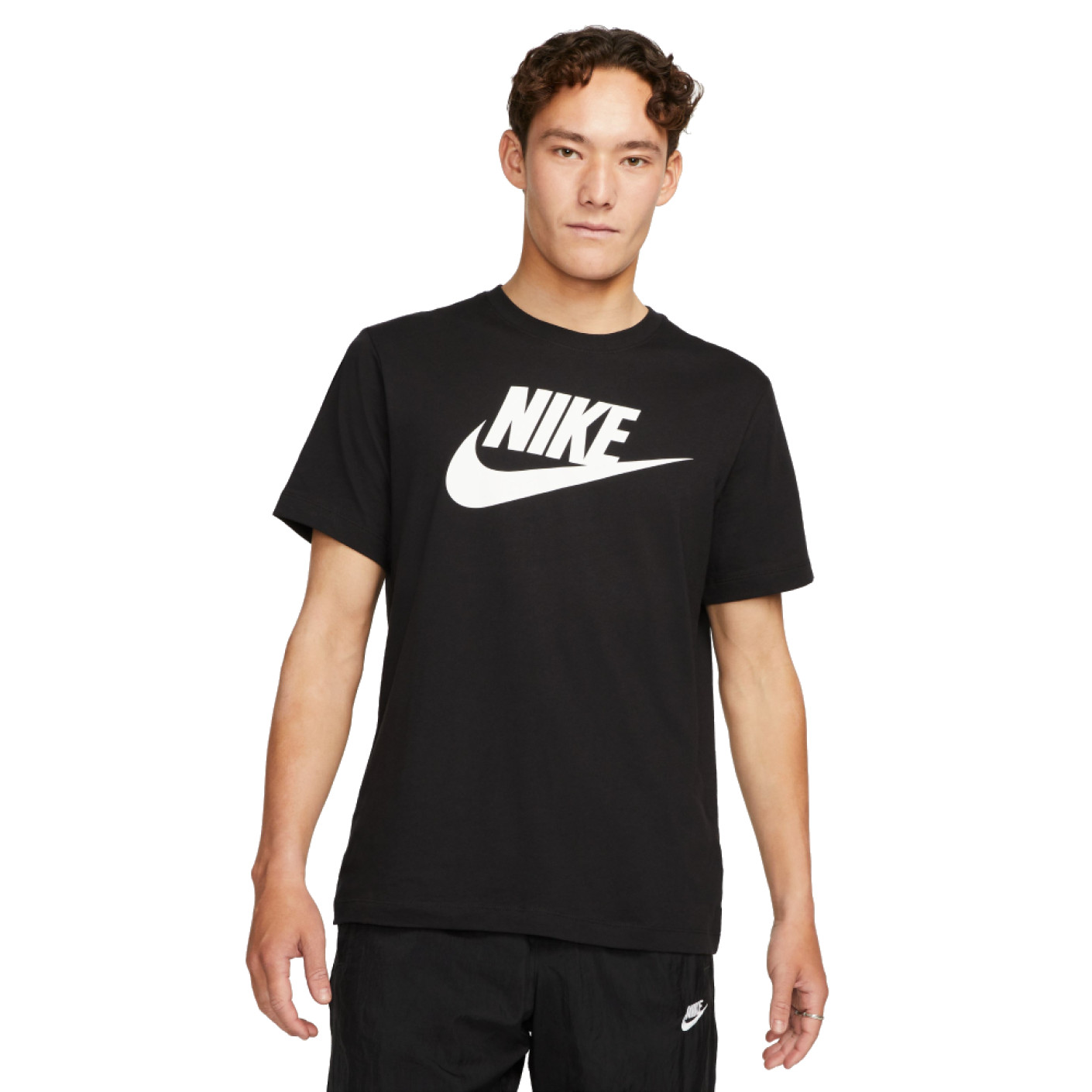 Nike zwart shirt hot sale