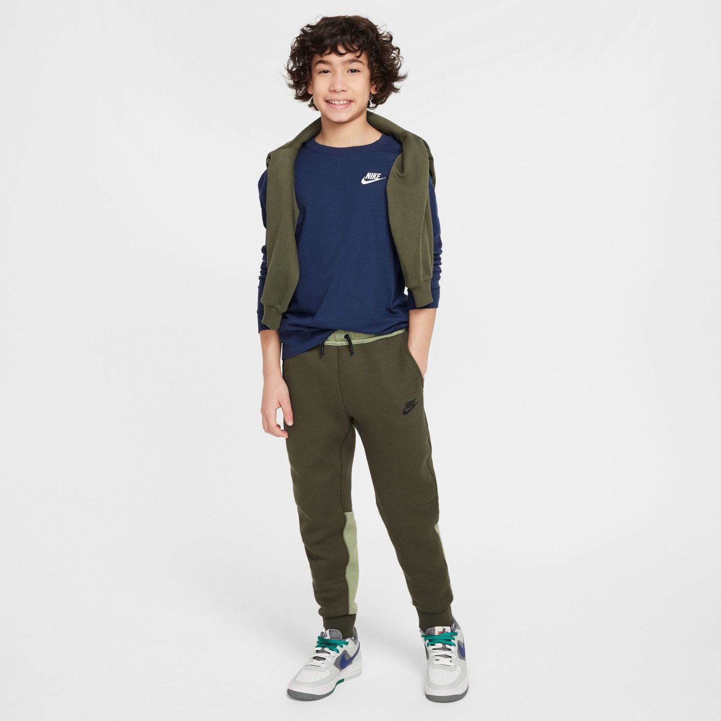 NEW NIKE TECH FLEECE purchases SWEATPANTS GREEN