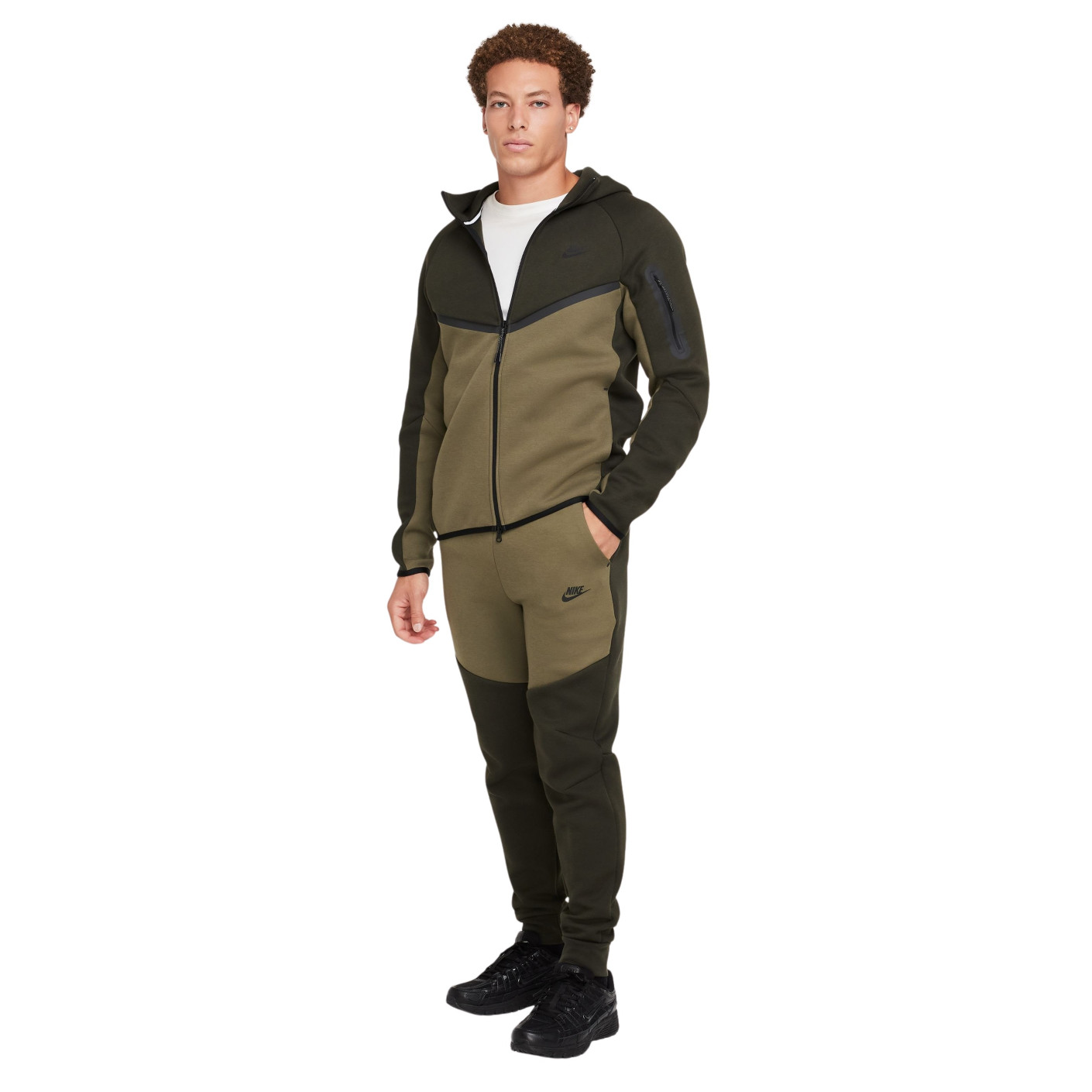 Nike Tech Fleece Trainingspak Sportswear Donker Olijfgroen Olijfgroen Zwart