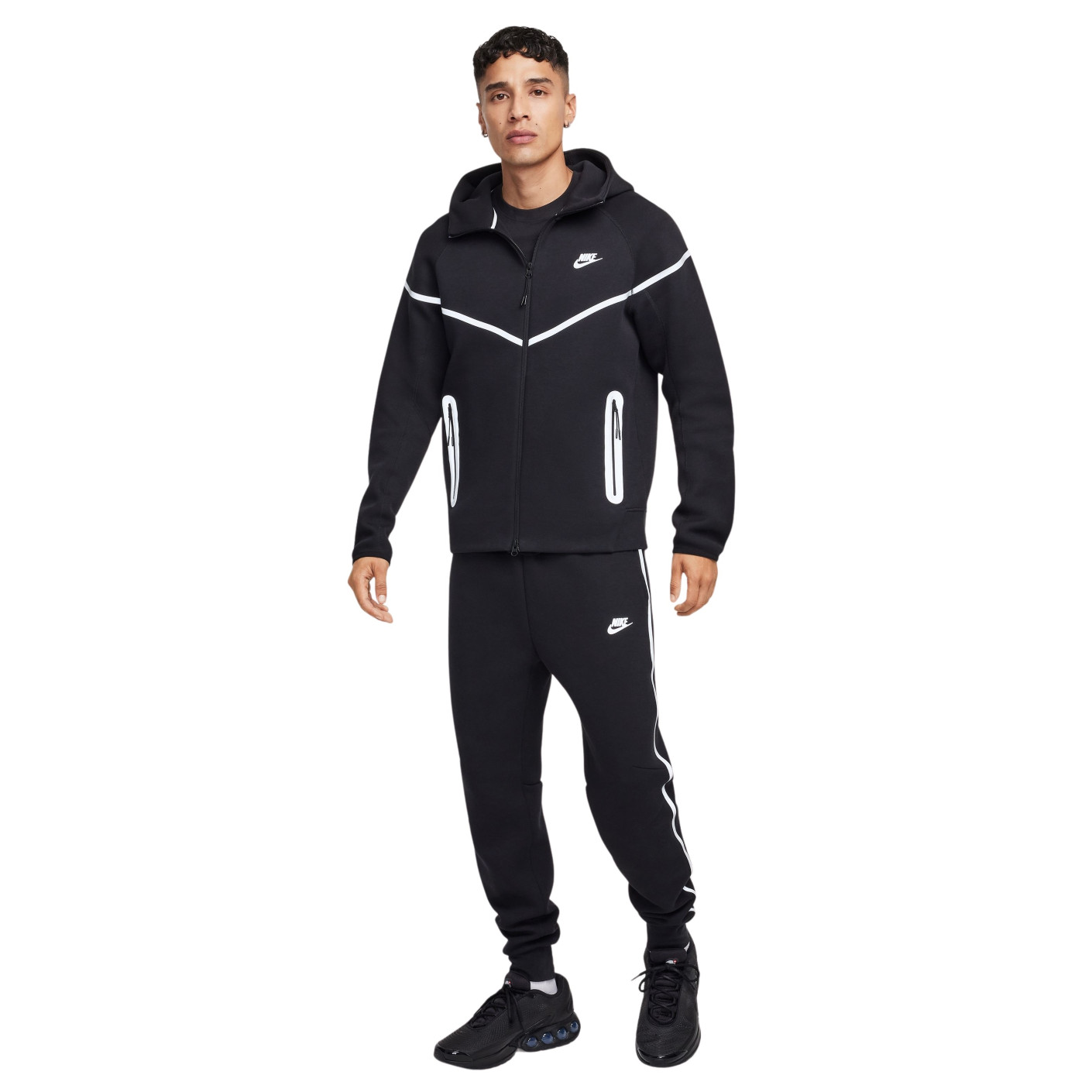 Nike tech fleece black on sale