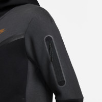 Nike Vest Tech Fleece Dark Grey Black Gold