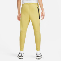 Nike Jogger Tech Fleece Gold Black