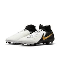 Nike Phantom Luna II Pro Gras Football Shoes (FG) Black Off-White Gold