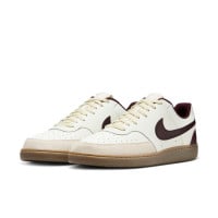 Nike Court Vision Sneakers Low Beige Bordeauxrood Bruin