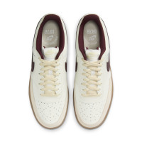 Nike Court Vision Sneakers Low Beige Bordeauxrood Bruin