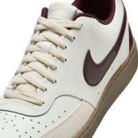 Nike Court Vision Sneakers Low Beige Bordeauxrood Bruin