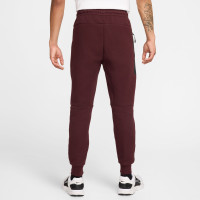 Nike Tech Fleece Sportswear Tracksuit Burgundy Black