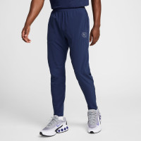 Nike Air Sportswear Trainingspak Full-Zip Woven Donkerblauw Beige Rood Zilver